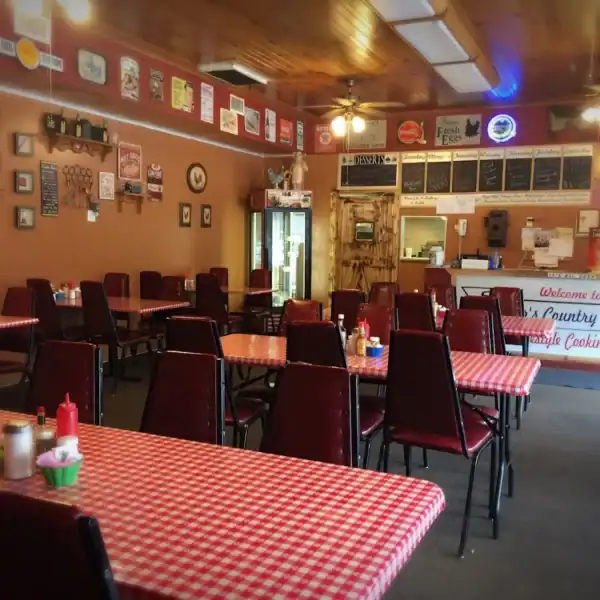 Stover's-Country-Kitchen-Livingston-TN